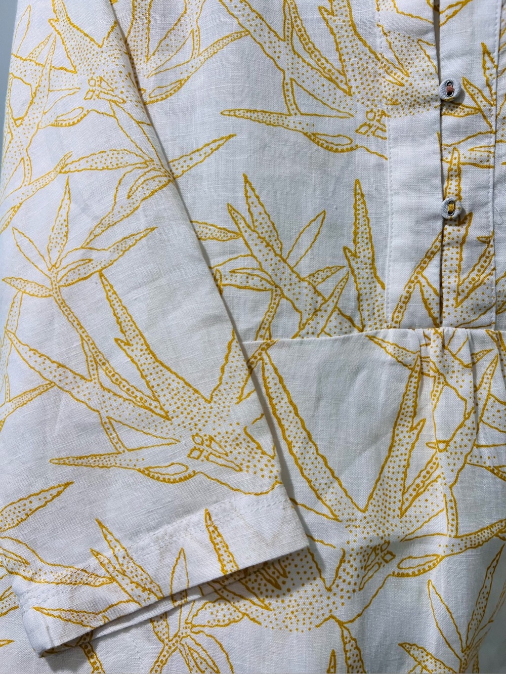 Linen Tunic Excellent Condition - Picture 5 of 12